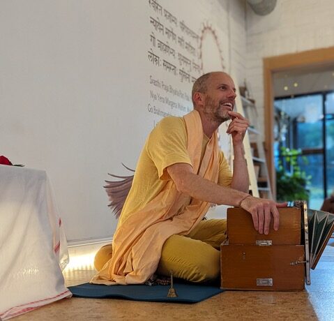 You are currently viewing Awakening the Heart, Satsang with Brian Lottman
